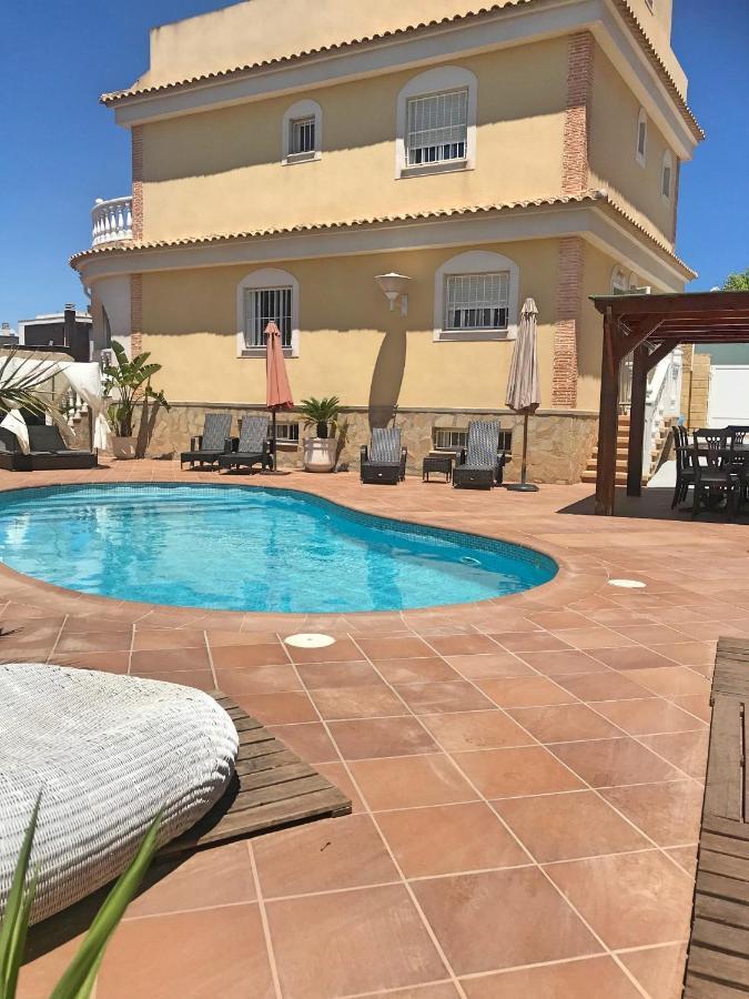 Vickys Villa Puerto Marino Exterior foto