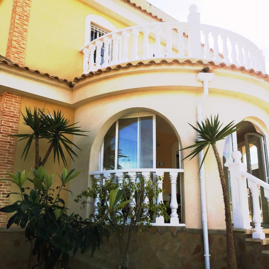 Vickys Villa Puerto Marino Exterior foto